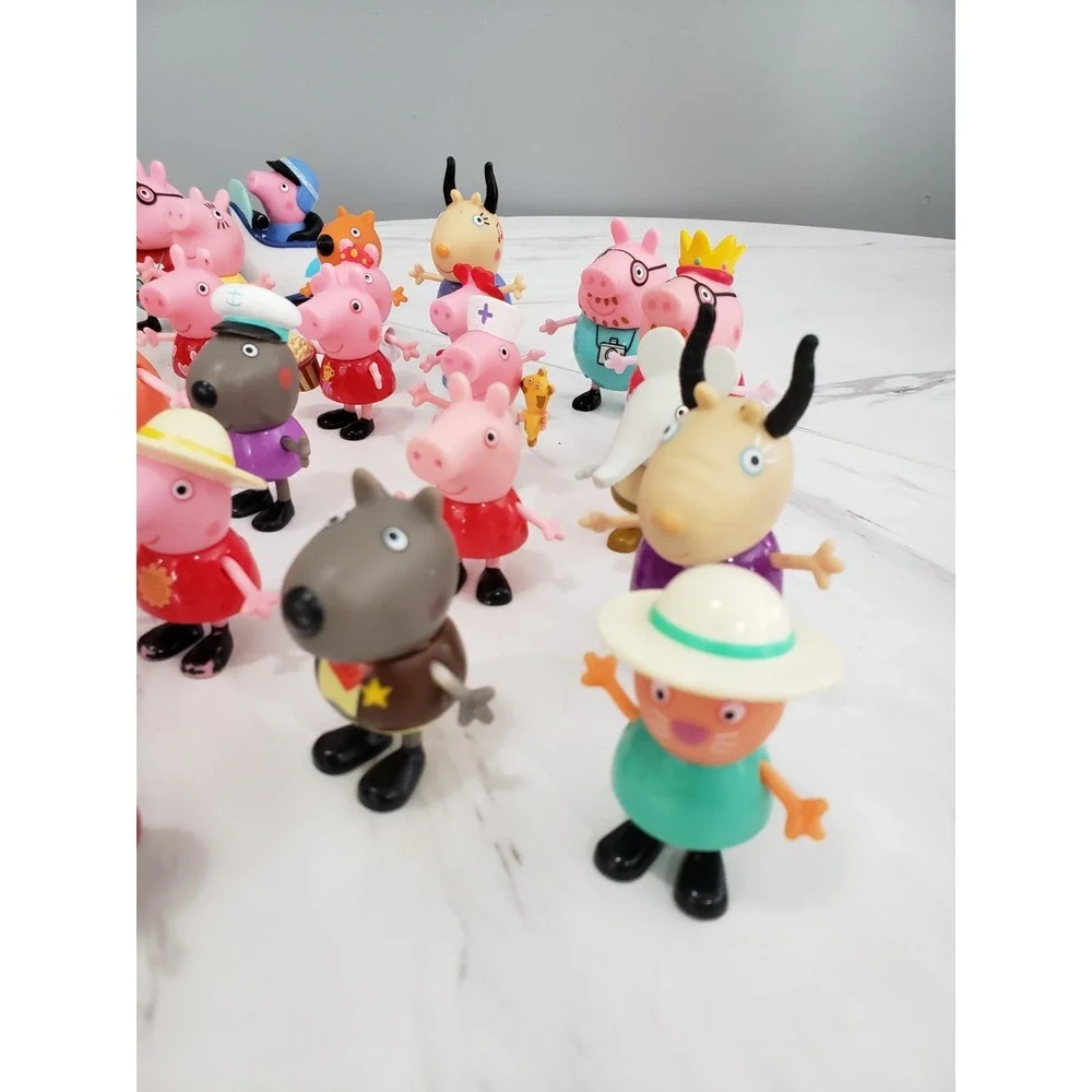 Lot 40+ Peppa Pig Family Friends Figures Bundle Mummy Daddy Grandma George #2